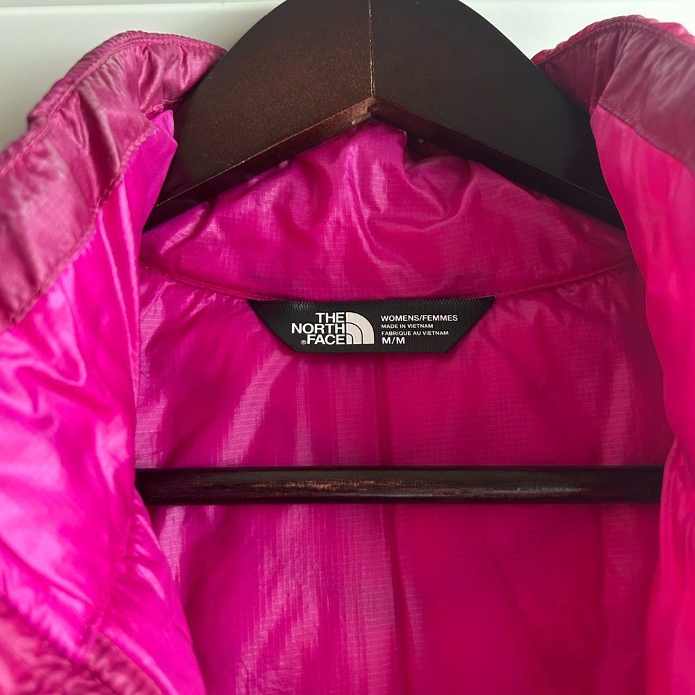 *Never Worn* The North Face Women's Pink Puffer Vest